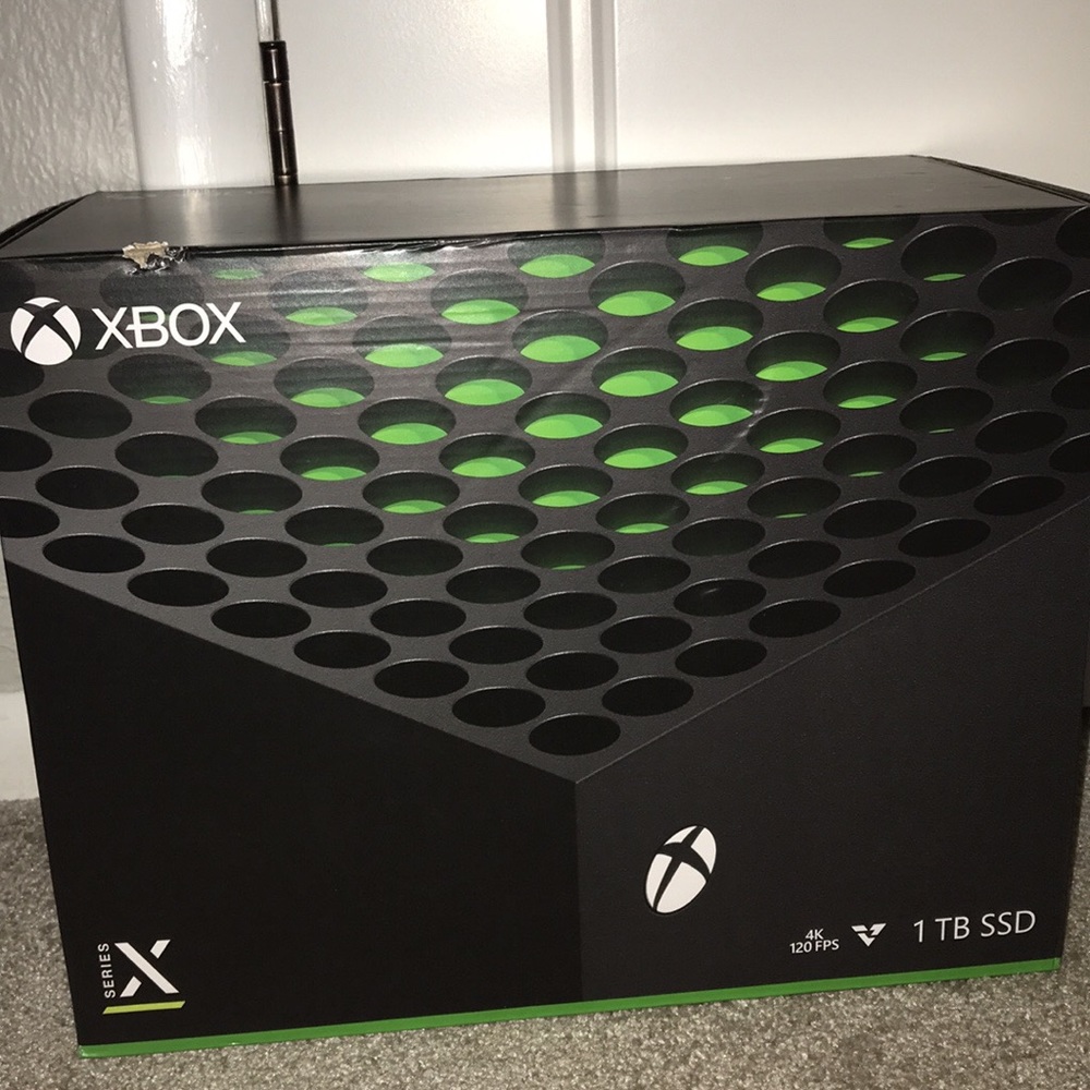 Xbox series x w/ controller